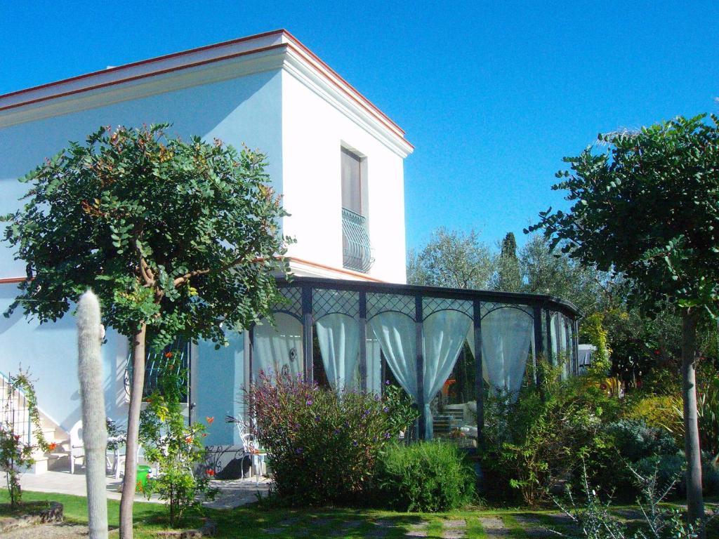 Il Giardino Del Te Otel Barletta Dış mekan fotoğraf